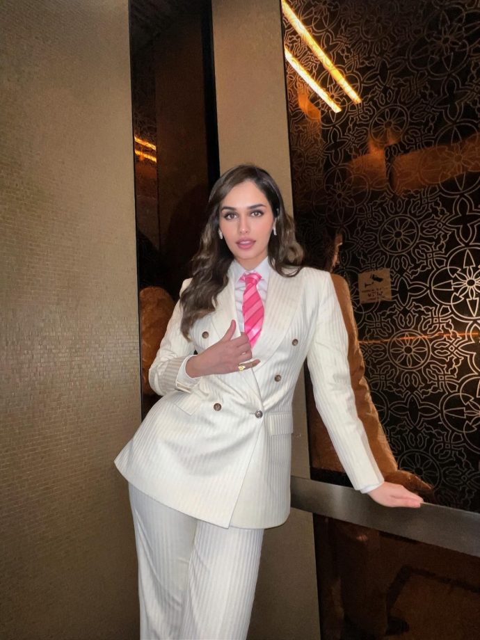 Manushi Chhillar Turns a Classic Suit into a Style Statement 987140