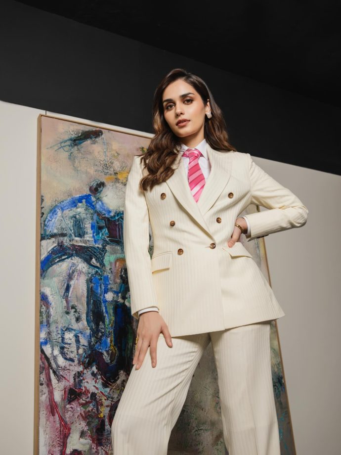 Manushi Chhillar Turns a Classic Suit into a Style Statement 987131