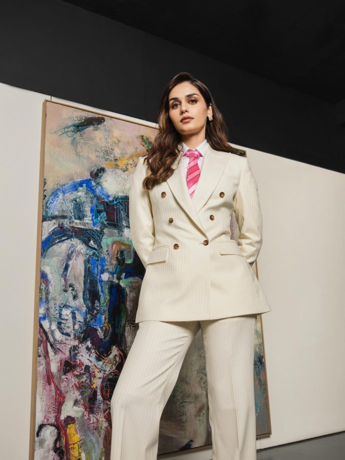 Manushi Chhillar Turns a Classic Suit into a Style Statement 987136