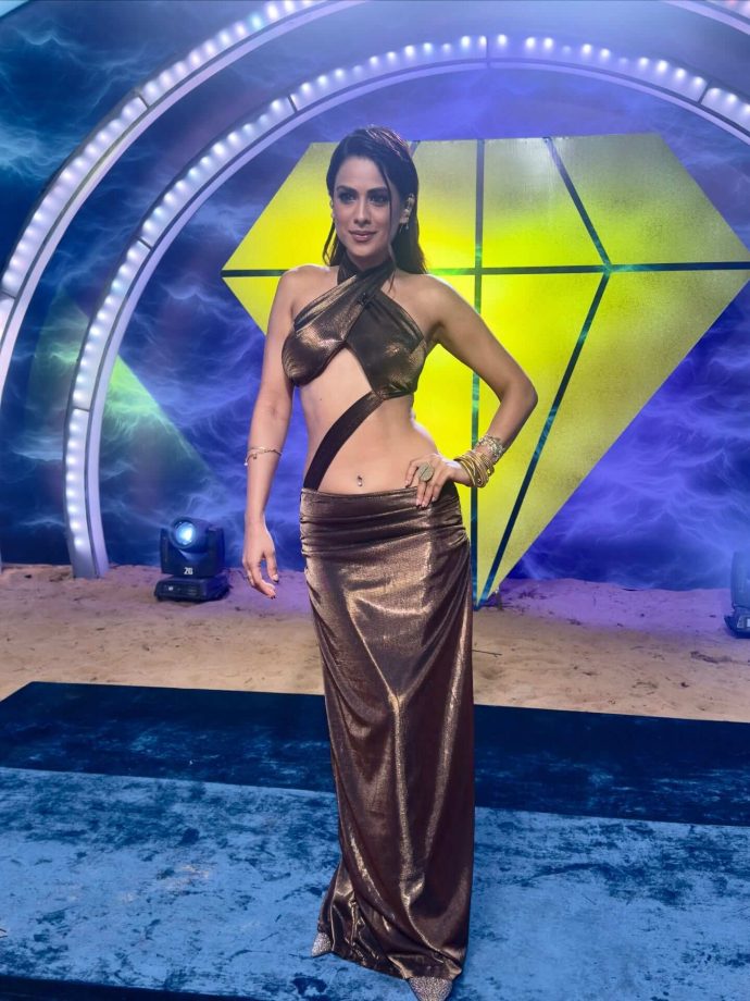 Nia Sharma Owns The Spotlight In Bold Metallic Look 989036