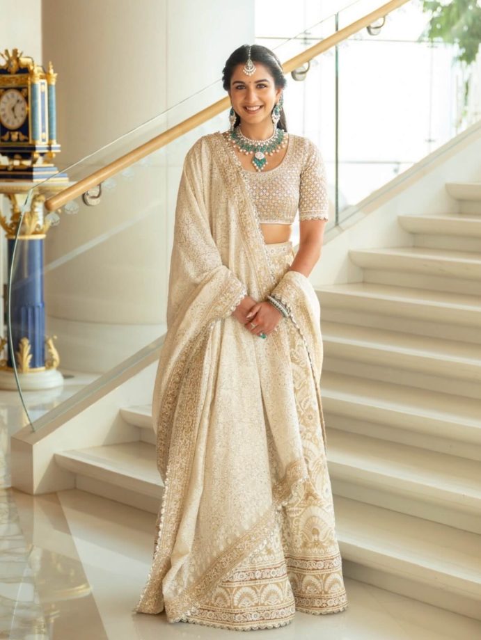 Radhika Merchant Stuns In Ivory Lehenga At Vikram Salgaocar's Wedding, Looks Straight Out Of A Fairytale 986943