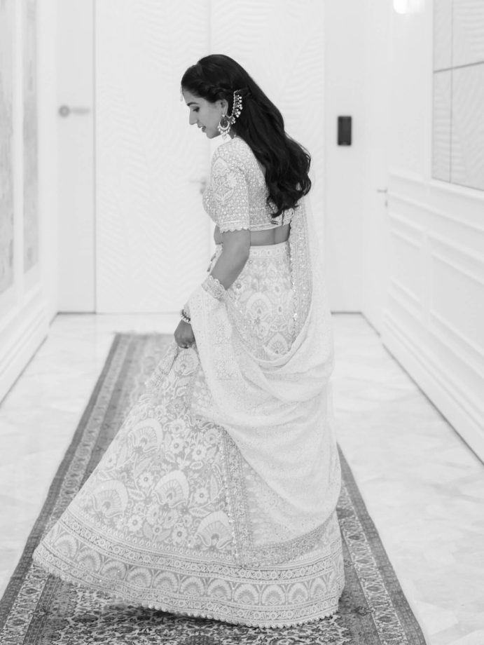 Radhika Merchant Stuns In Ivory Lehenga At Vikram Salgaocar's Wedding, Looks Straight Out Of A Fairytale 986945