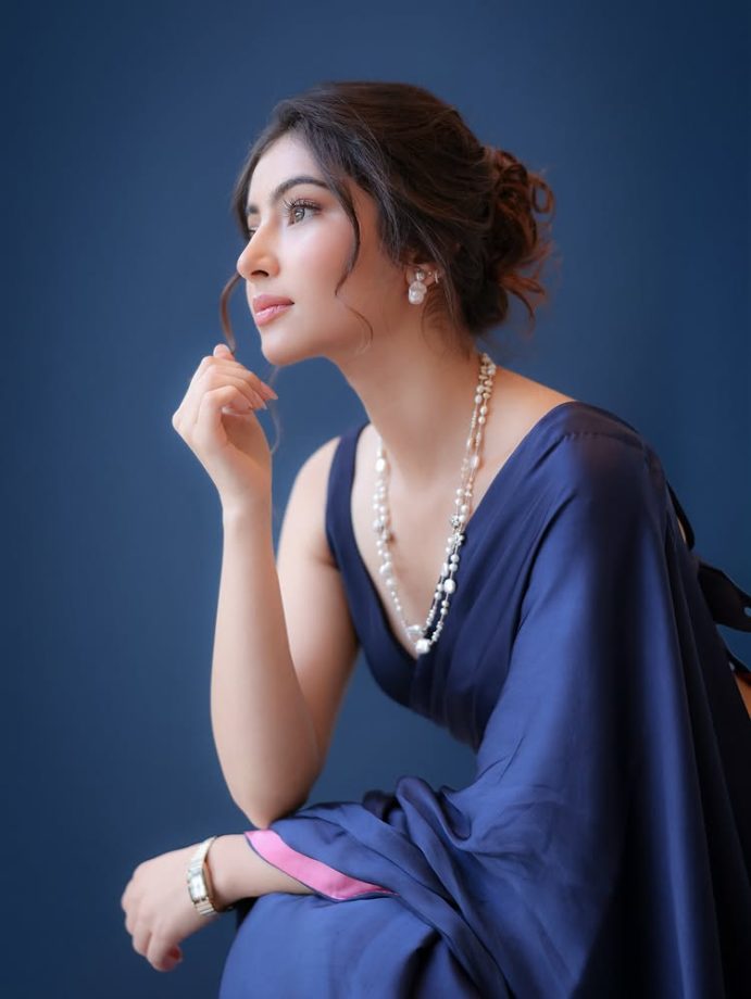 Sara Arjun Brings Grace and Modern Elegance in a Navy Blue Saree 986152