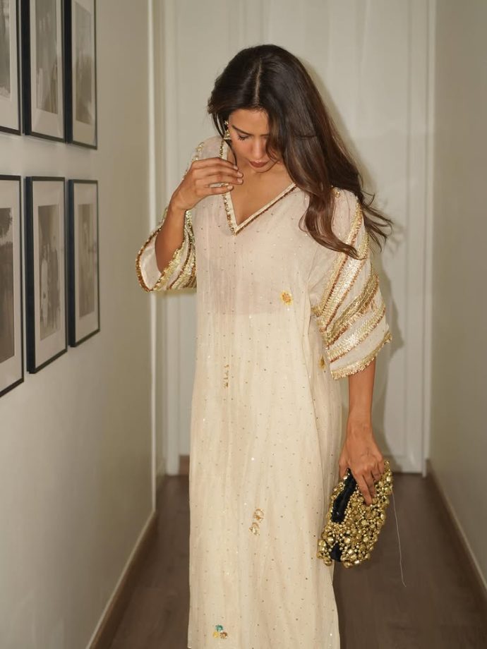 Sonam Bajwa’s Ivory Ethnic Look Is All About Soft Glam and Timeless Style 986139