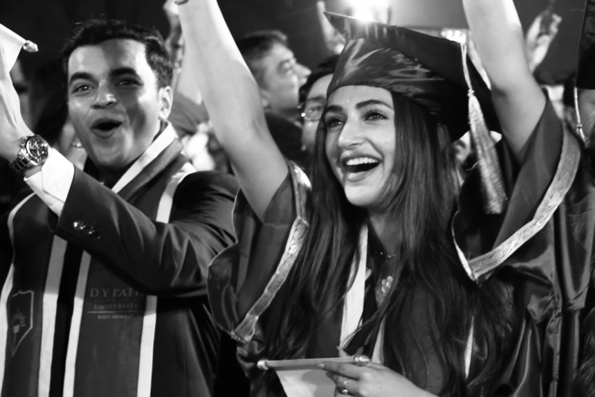 Sreeleela Shares Throwback Photos From Medical College Days, Pens Gratitude Note 986956