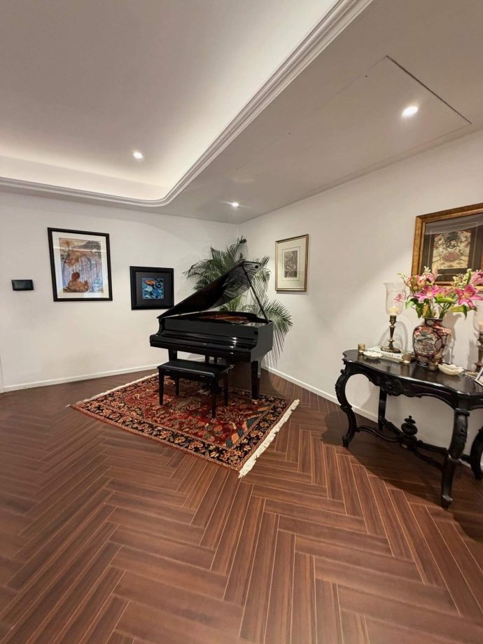 Tara Sutaria Toasts To “New Beginnings” With Laughter & Love 988442