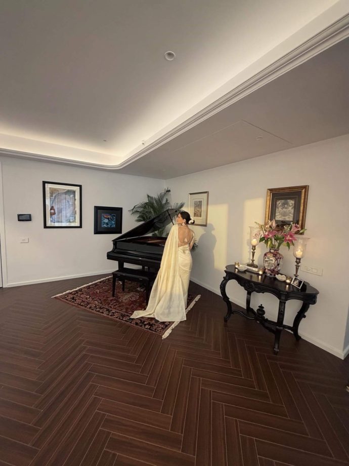 Tara Sutaria Toasts To “New Beginnings” With Laughter & Love 988439