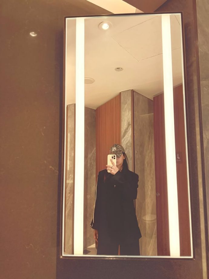 Alia Bhatt Celebrates 33rd Birthday ‘Full of Glee’ with Loved Ones 991297