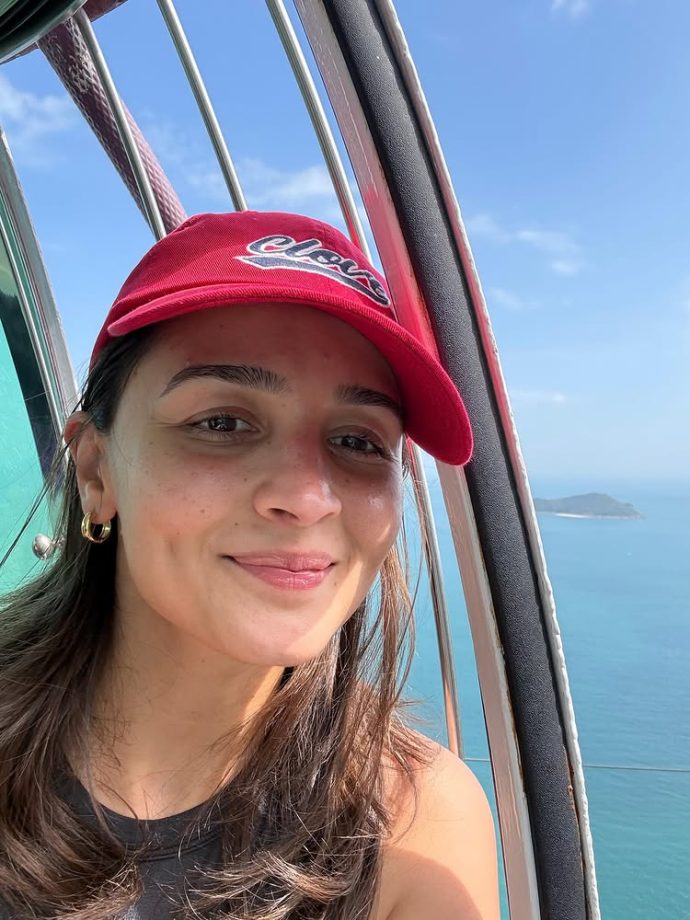 Alia Bhatt Celebrates 33rd Birthday ‘Full of Glee’ with Loved Ones 991298