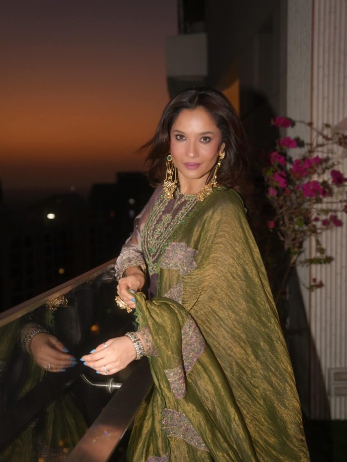 Ankita Lokhande shines in soft festive style for Eid 992527