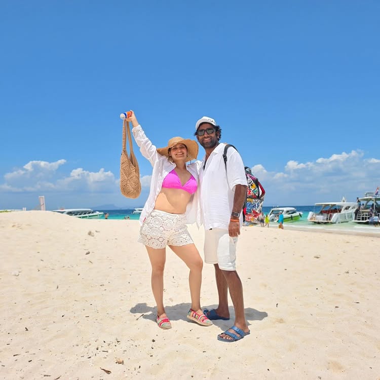 Arti Singh Gets Candid On Bikini Trolls & Losing Close Friend Shefali Jariwala: 