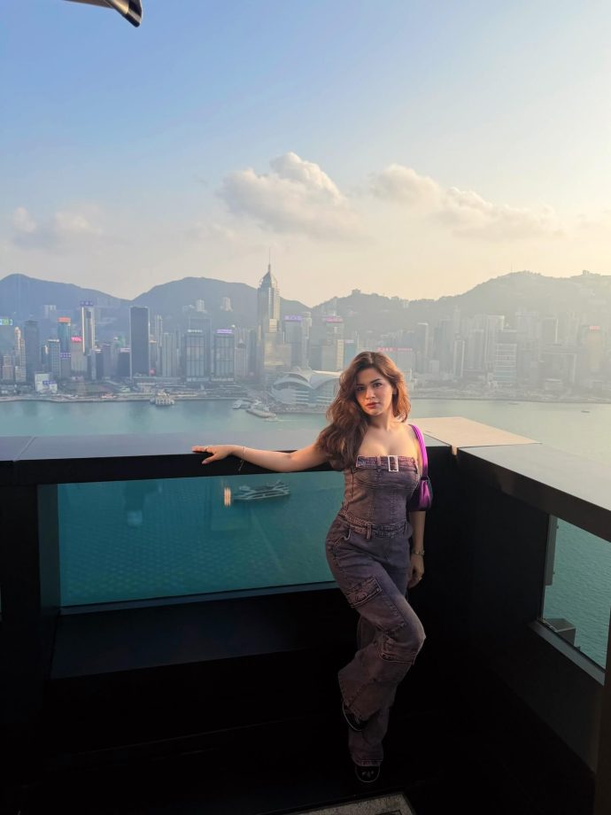 Avneet Kaur Enjoys Stylish Moments In Hong Kong With A Chic Denim Look 990780