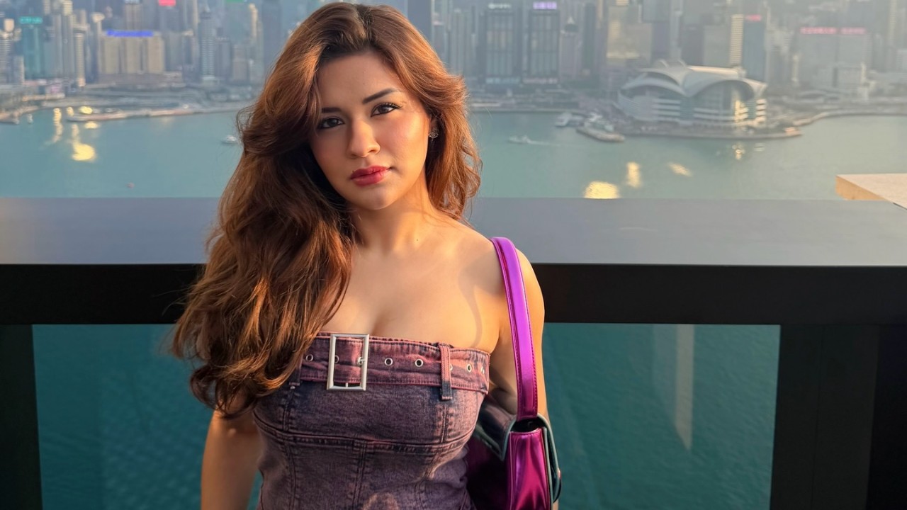 Avneet Kaur Enjoys Stylish Moments In Hong Kong With A Chic Denim Look