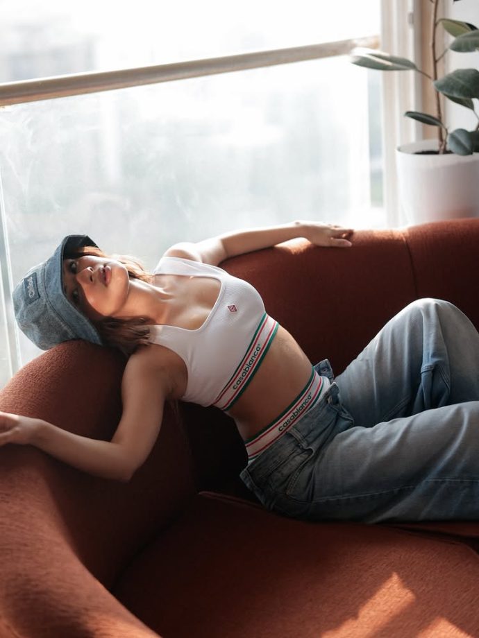 Avneet Kaur Gives Casual Fashion a Cool Girl Upgrade 991275