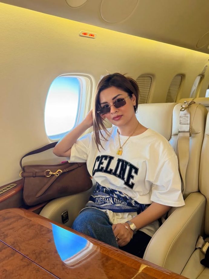 Avneet Kaur Serves Cool Vacation Fashion Goals During Her Goa Getaway 990367