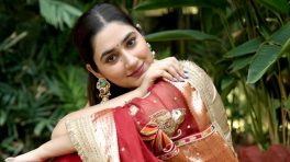 Bade Acche Lagte Hain 2's Disha Parmar Redefines Elegance In Red Saree Sleeveless Blouse