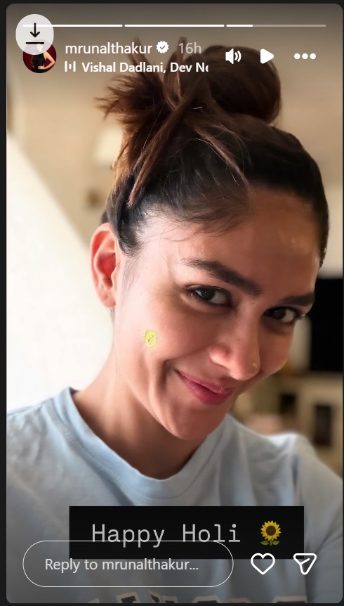 Bollywood Holi 2026: Mrunal Thakur, Katrina Kaif, Ananya Panday, Rasha Thadani, and Mannara Chopra Keep It Real And Joyful 989458