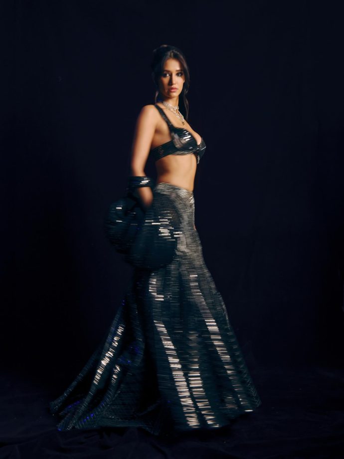 Disha Patani Channels Dark Glam in Statement Bralette and Shimmer Skirt 992132