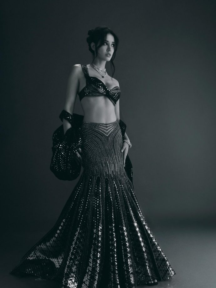 Disha Patani Channels Dark Glam in Statement Bralette and Shimmer Skirt 992128