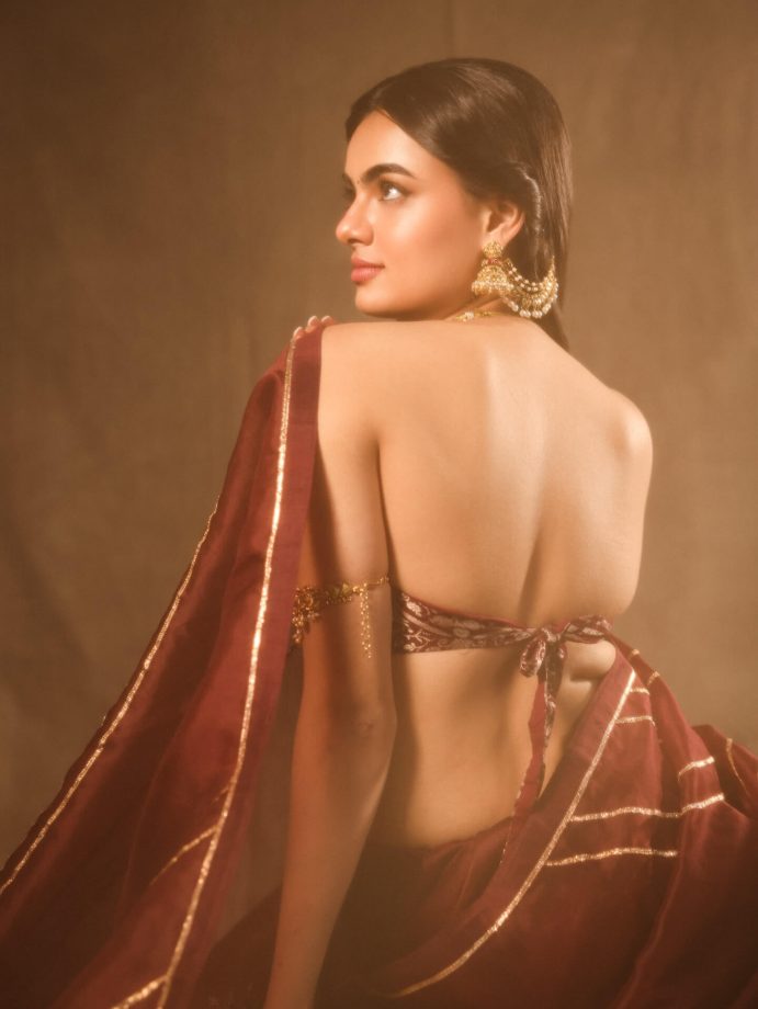 From Yeh Hai Mohabbatein's Little Ruhi To Style Queen — Ruhaanika Dhawan's Saree Look With Backless Blouse Breaks The Internet 992433