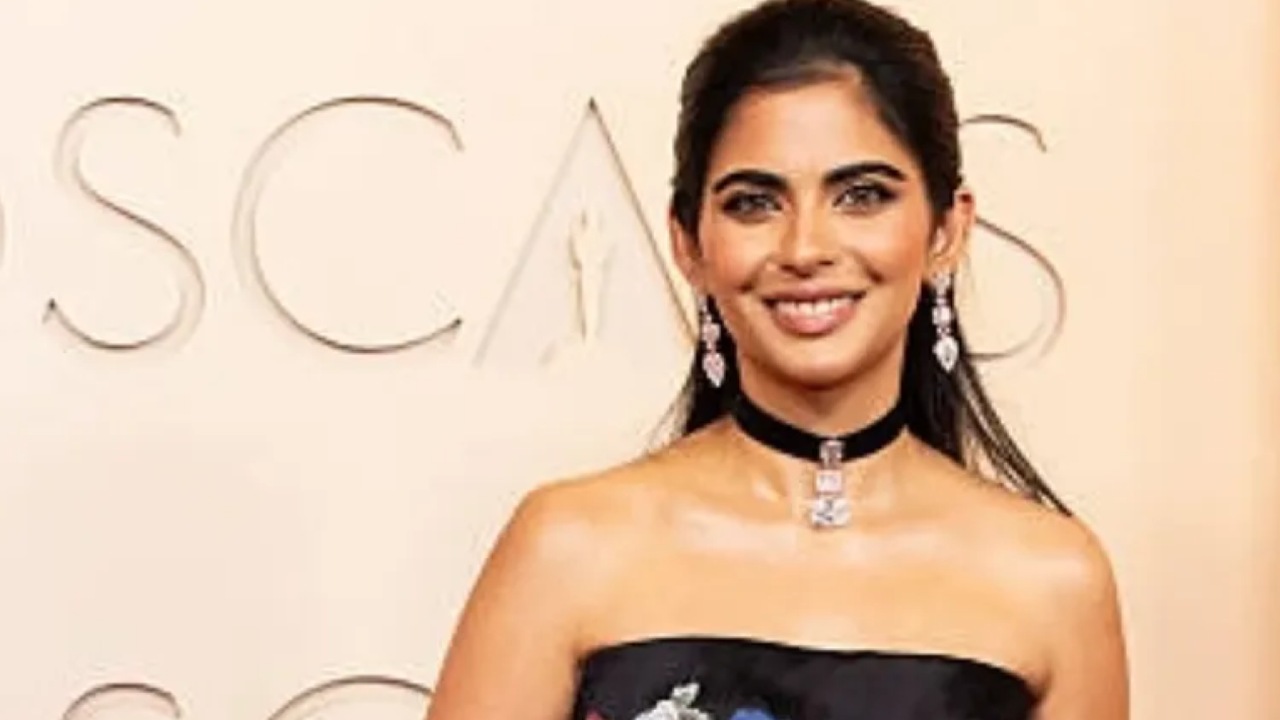 Isha Ambani Stuns in Strapless Black Valentino Dress for Oscars Red Carpet 2026 991015