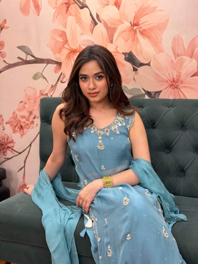 Jannat Zubair keeps it fresh and pretty in a pastel blue ethnic look 992536