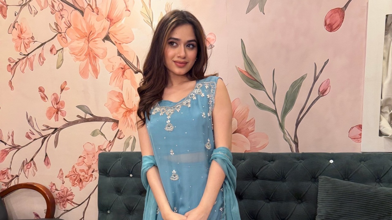 Jannat Zubair keeps it fresh and pretty in a pastel blue ethnic look 992538