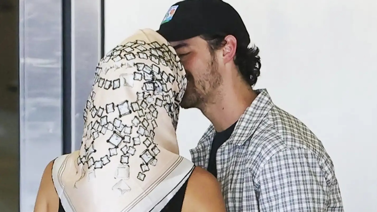 Joe Jonas Surprises Girlfriend Tatiana Gabriela In The Most Unexpected Way At Miami Airport 992167