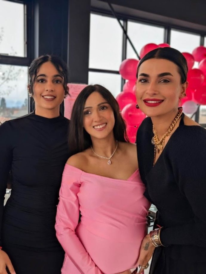 Kaisi Yeh Yaariaan's Krissann Barretto Flaunts Baby Bump In Baby Shower Pics, Co-star Niti Taylor Reacts 992973