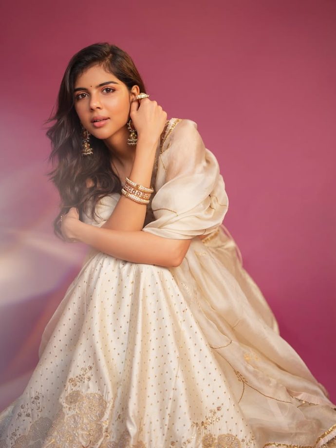 Kalyani Priyadarshan and Raashii Khanna Serve Elegant vs Bold Lehenga Looks with Effortless Style 991466