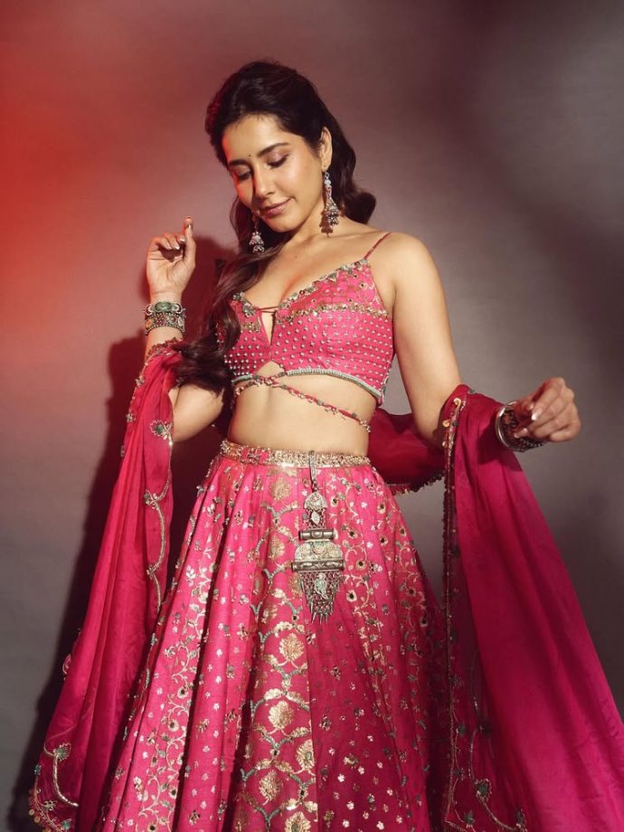 Kalyani Priyadarshan and Raashii Khanna Serve Elegant vs Bold Lehenga Looks with Effortless Style 991453