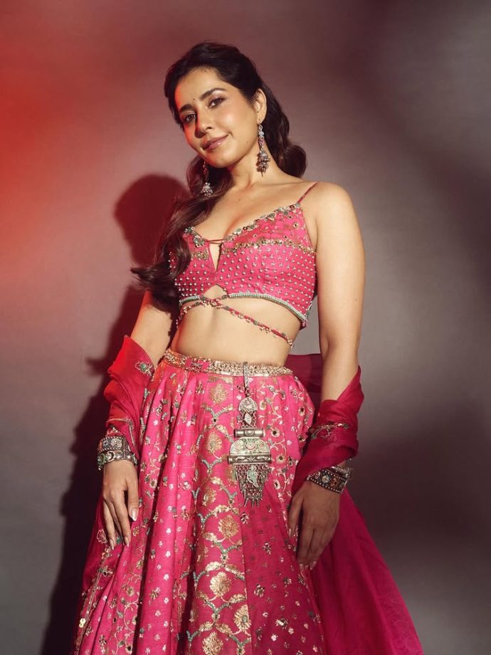 Kalyani Priyadarshan and Raashii Khanna Serve Elegant vs Bold Lehenga Looks with Effortless Style 991457