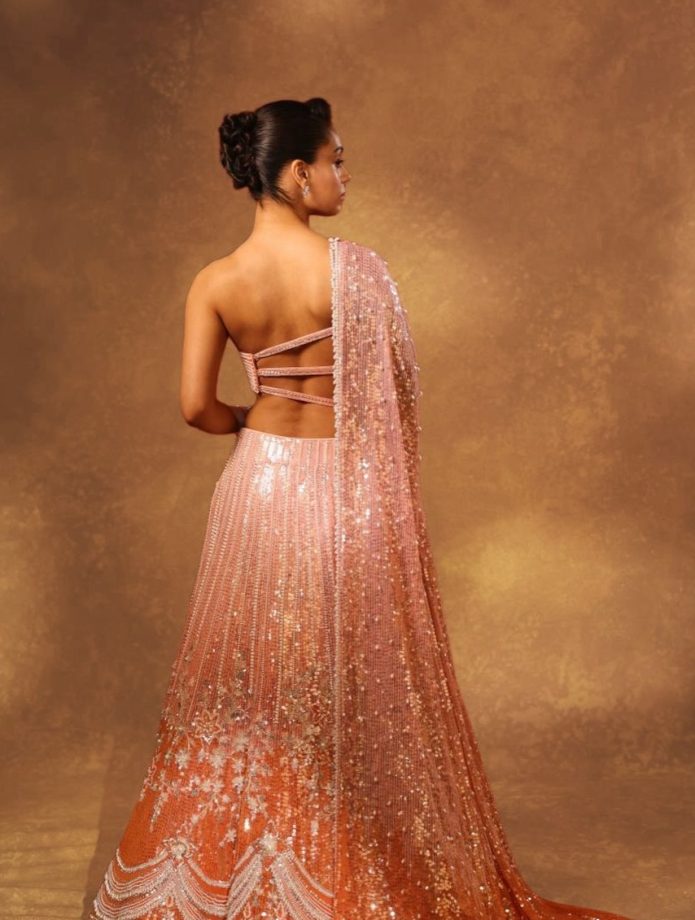 Kareena Kapoor’s K3G Looks Still Inspire Wedding Wardrobes; Nysa Devgn Brings Back the Magic 989235