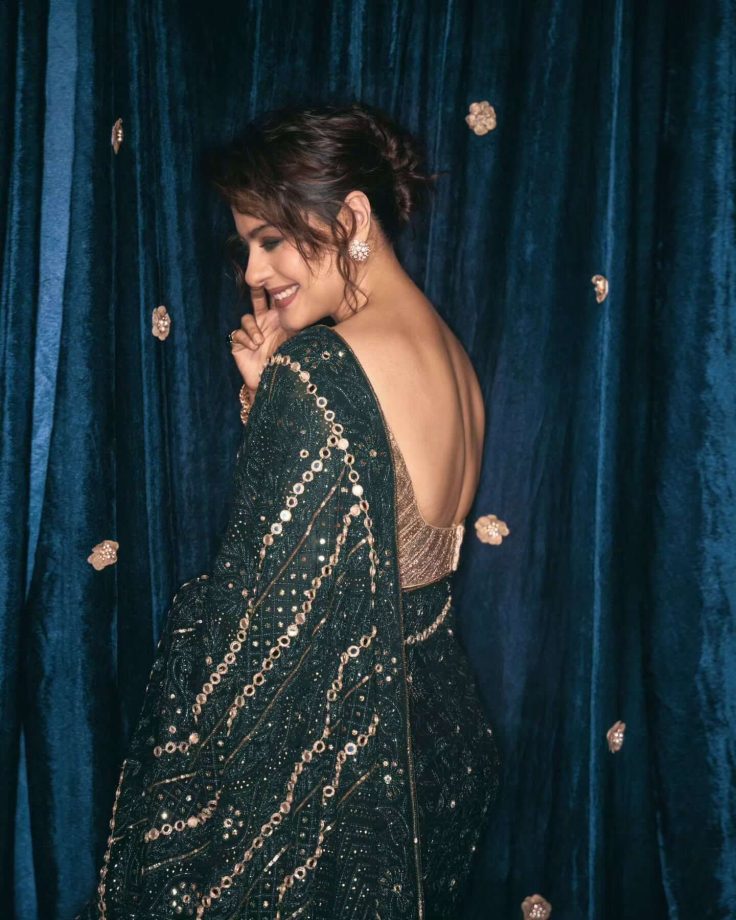 Madhuri Dixit, Kajol Devgn, Shilpa Shetty, and Genelia Deshmukh Show How Sarees Still Rule Bollywood Style 992745