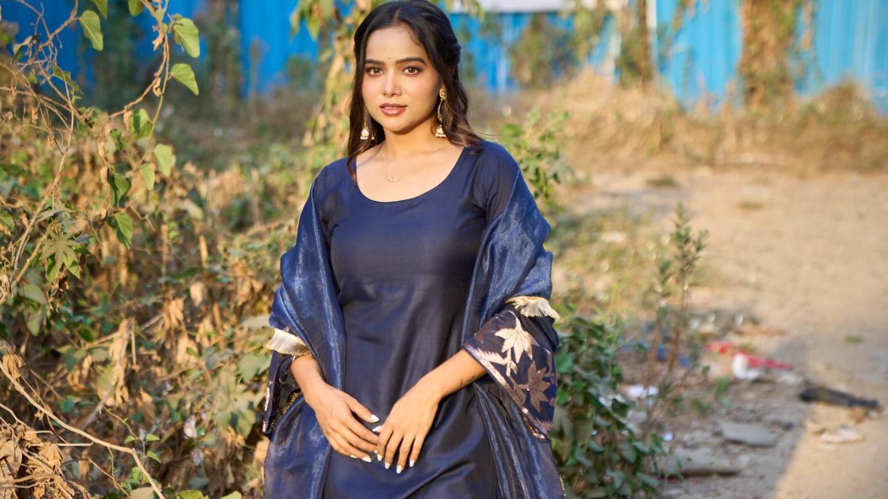 Manisha Rani Elevates Everyday Ethnic Style in Elegant Blue Suit Look 992540