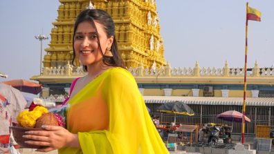 Mannara Chopra’s Backless Blouse Saree Look From Mysore Temple Visit Sparks Buzz