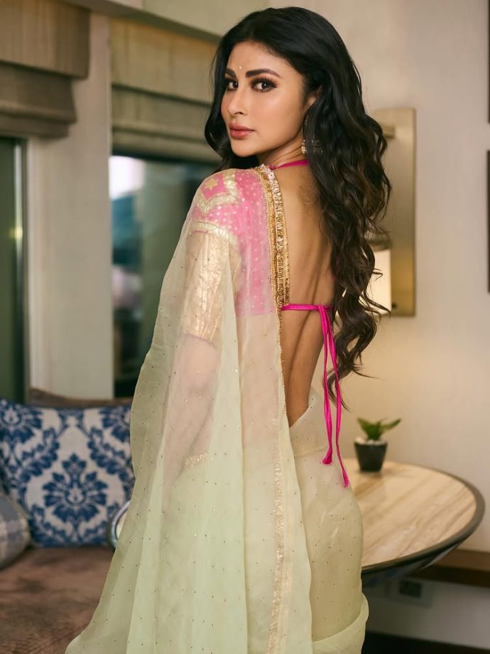 Mouni Roy Raises the Style Bar in a Sheer Saree and Backless Dori Blouse 991047