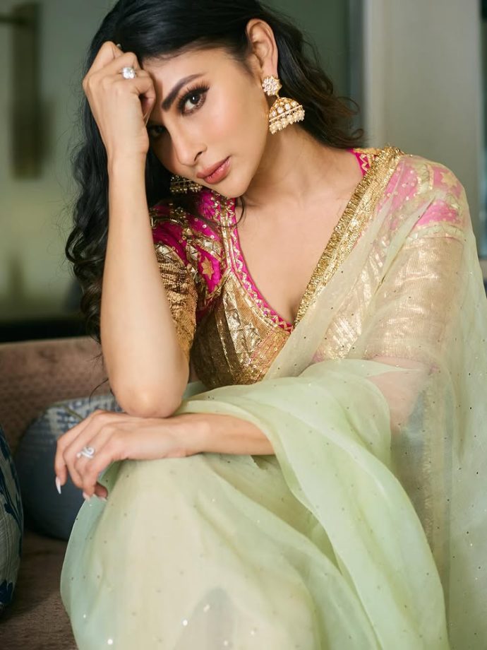 Mouni Roy Raises the Style Bar in a Sheer Saree and Backless Dori Blouse 991051