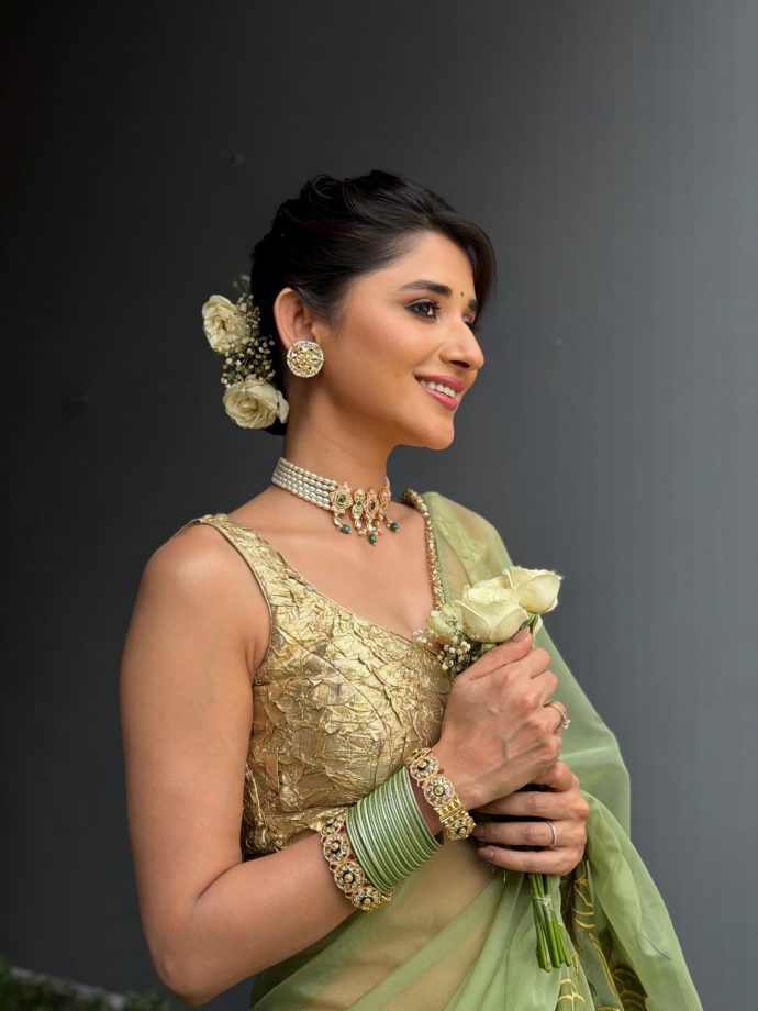 Naagin 7's Kanika Mann Spreads Her Charm In A Floral Saree, Producer Ekta Kapoor Reacts 992676