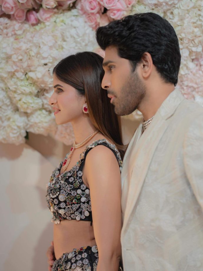 Nayanika Reddy and Allu Sirish in Anamika Khanna for Their Reception 989410