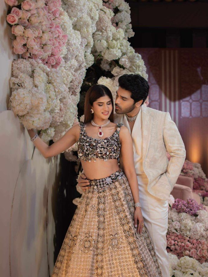 Nayanika Reddy and Allu Sirish in Anamika Khanna for Their Reception 989413