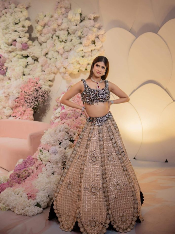 Nayanika Reddy and Allu Sirish in Anamika Khanna for Their Reception 989401