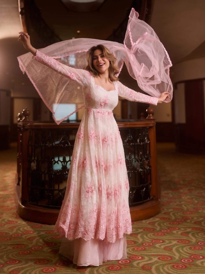 Nikki Tamboli Glows in Soft Pink Ethnic Look 992601