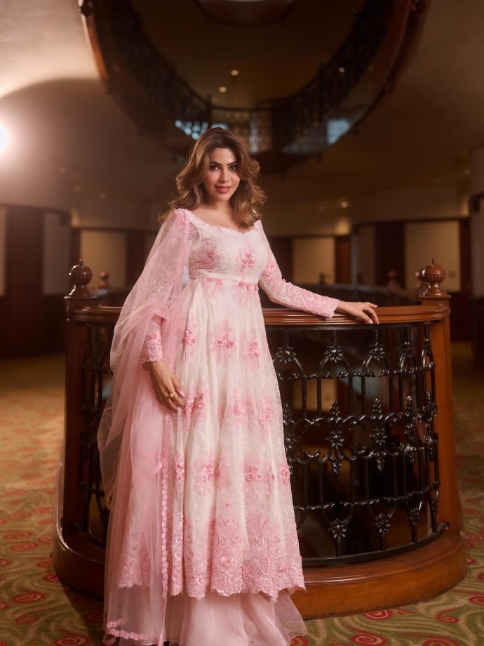 Nikki Tamboli Glows in Soft Pink Ethnic Look 992602