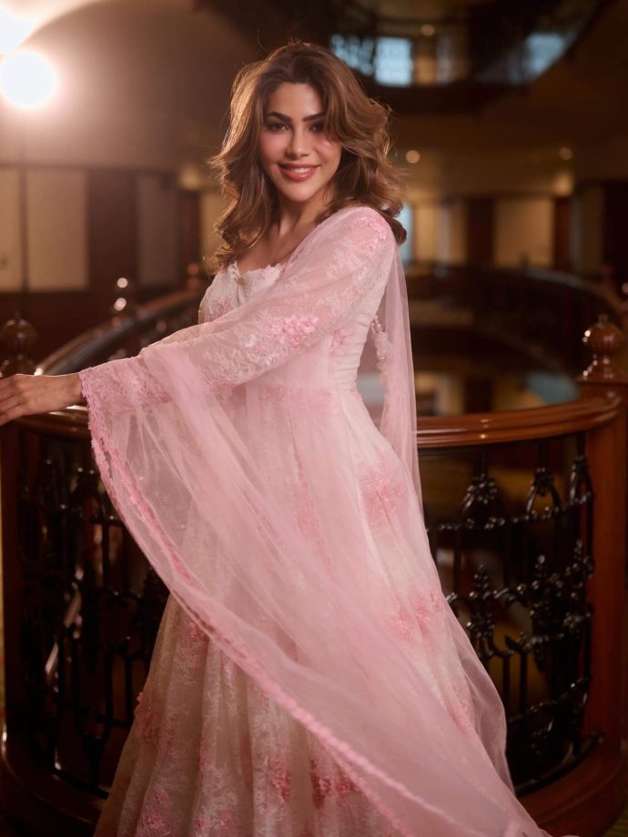 Nikki Tamboli Glows in Soft Pink Ethnic Look 992592
