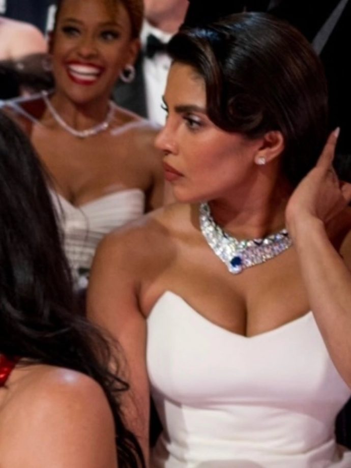 Priyanka Chopra Jonas Shares Fun Getting-Ready Glimpses Before Oscars Glam 991024