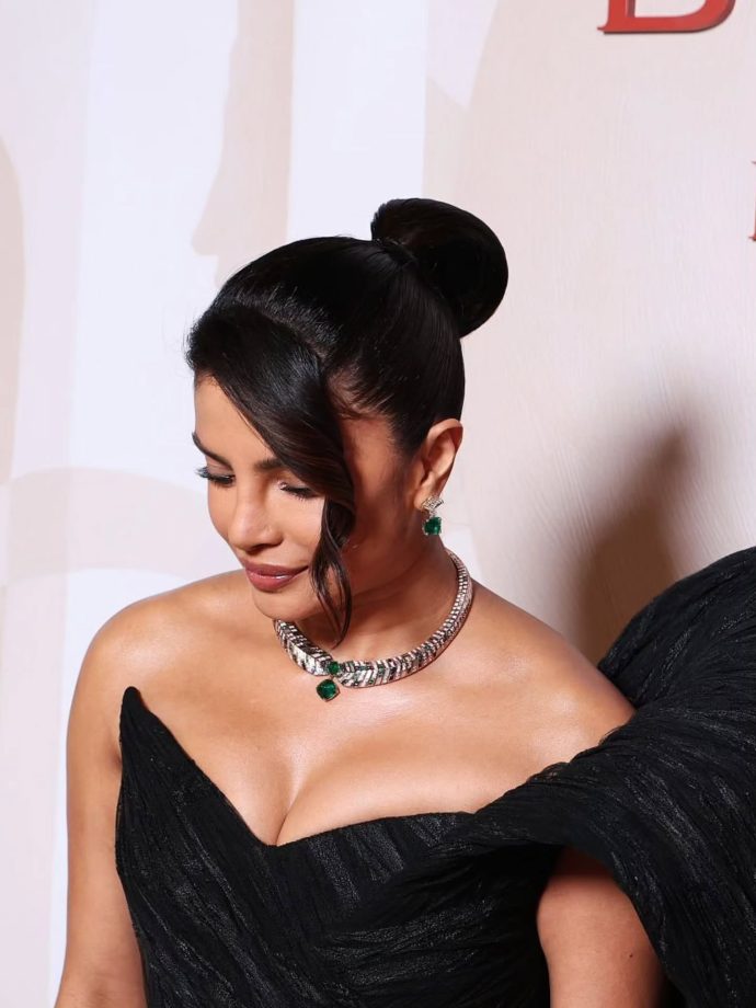 Priyanka Chopra Jonas Stuns in Sculpted Black Couture at Bvlgari Event 992066