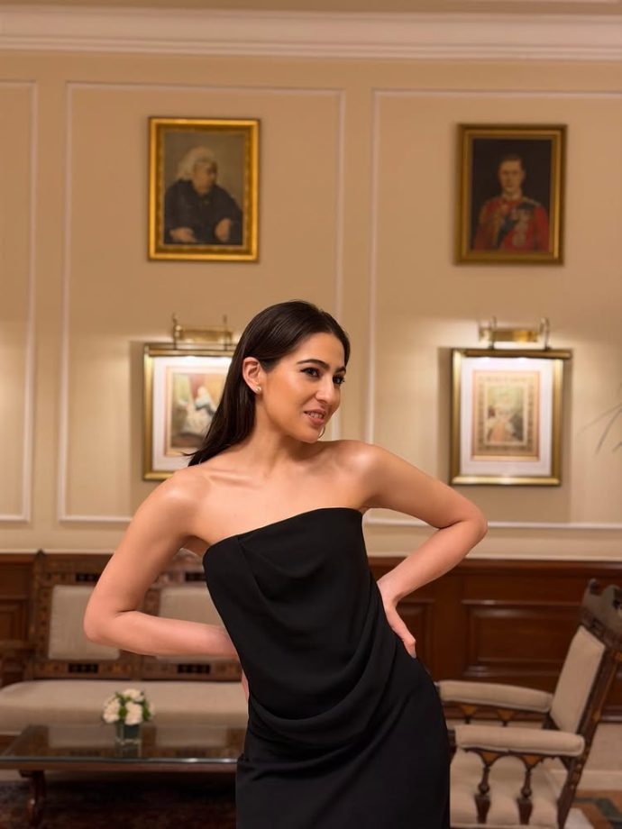Sara Ali Khan Looks Elegant In A Classic Black Gown 989911