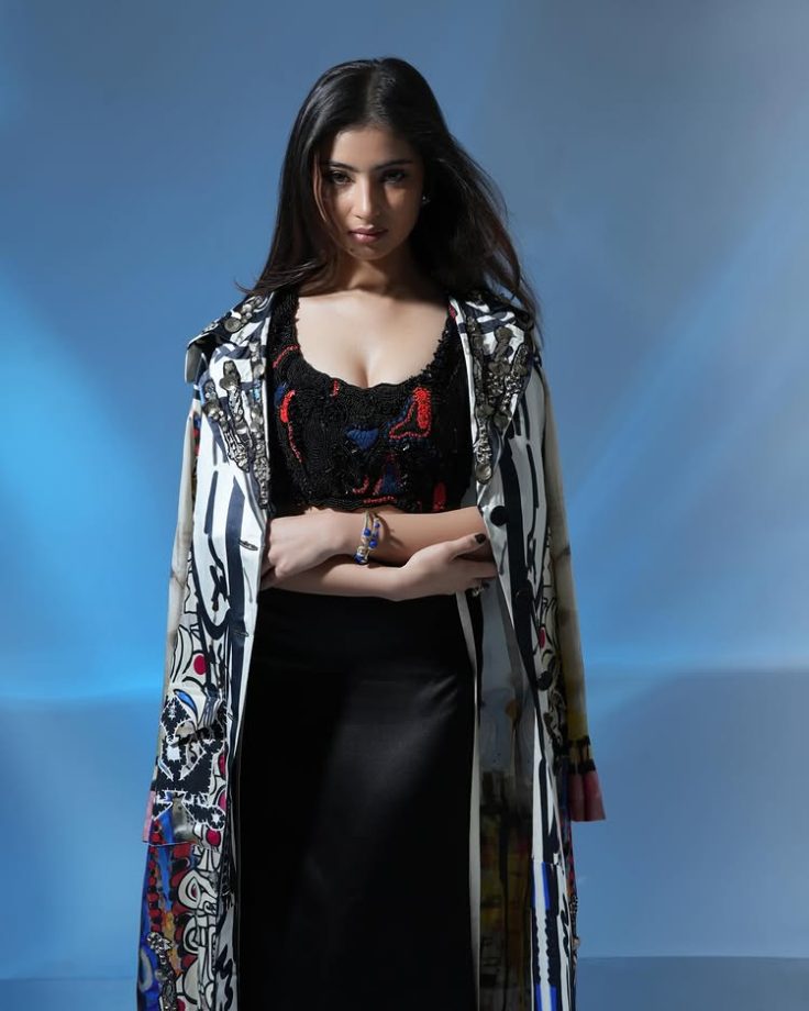 Sara Arjun Brings Style Game Strong in Anamika Khanna for Dhurandhar Promotions 991526