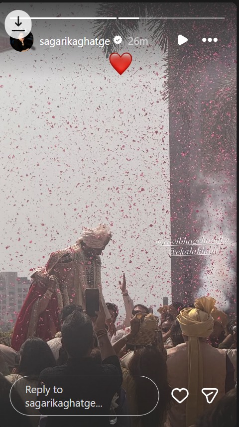 Sitaare Zameen Par Producer Ravi Bhagchandka Marries Eka Lakhani - See 1st Glimpse Here! 990919